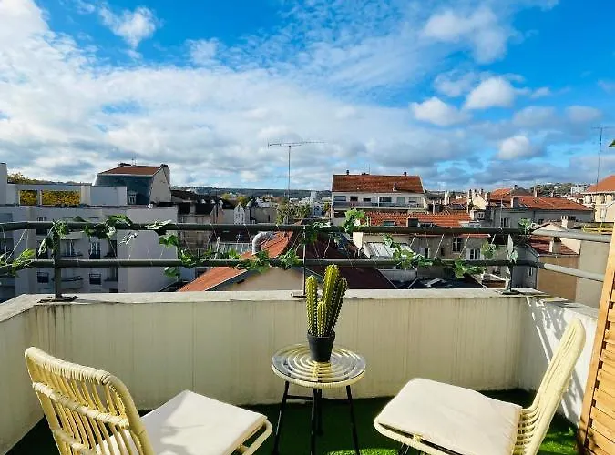 Gare A 3 Min A Pied De La Gare Апартаменты